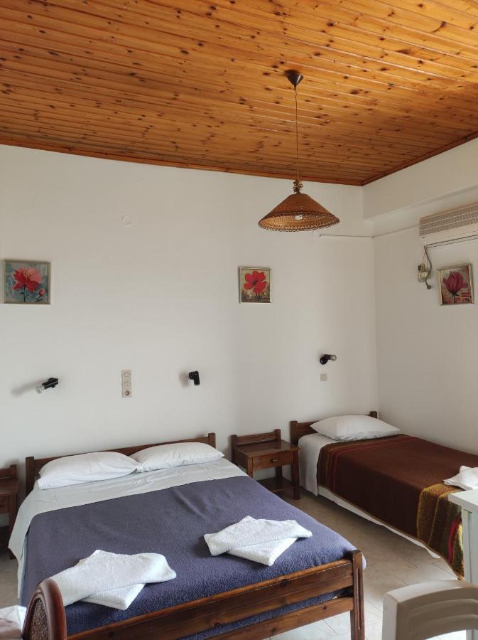 Artemis Rooms Frangokastello Екстериор снимка